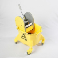 Smoothline Mop Bucket with Plastic Wringer